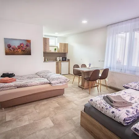 Mona Apartman Sarvar Exterior photo
