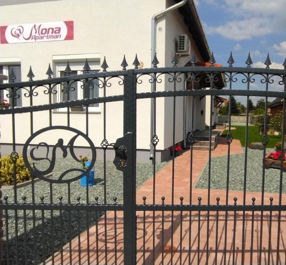 Mona Apartment Sarvar